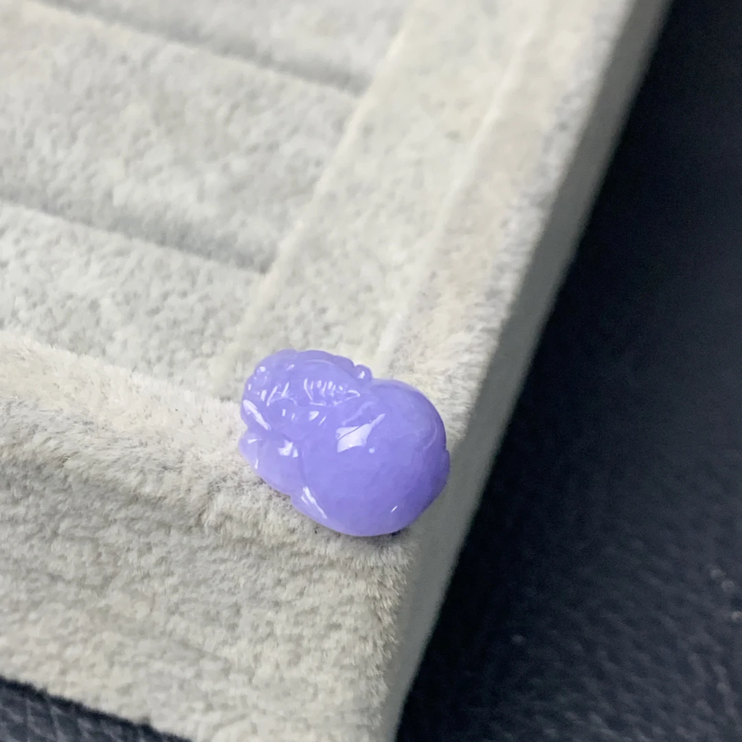 缅甸翡翠满紫貔貅裸石