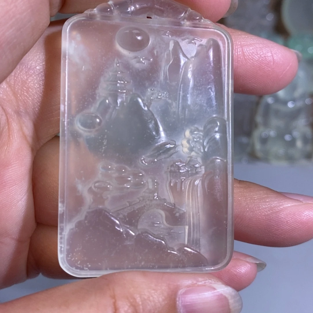 未镶嵌岫玉颈饰吊坠
