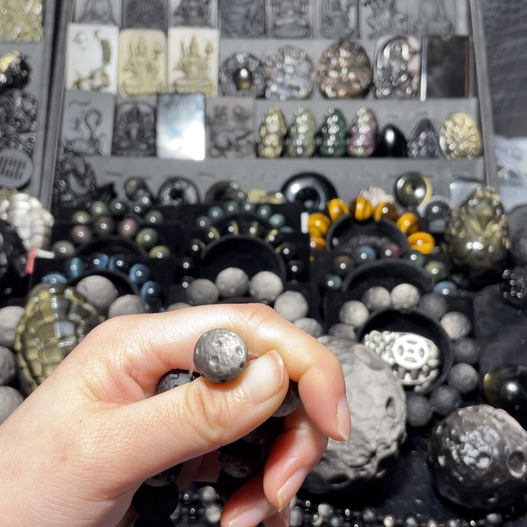 花***o黑曜岩未镶嵌珠宝奇石