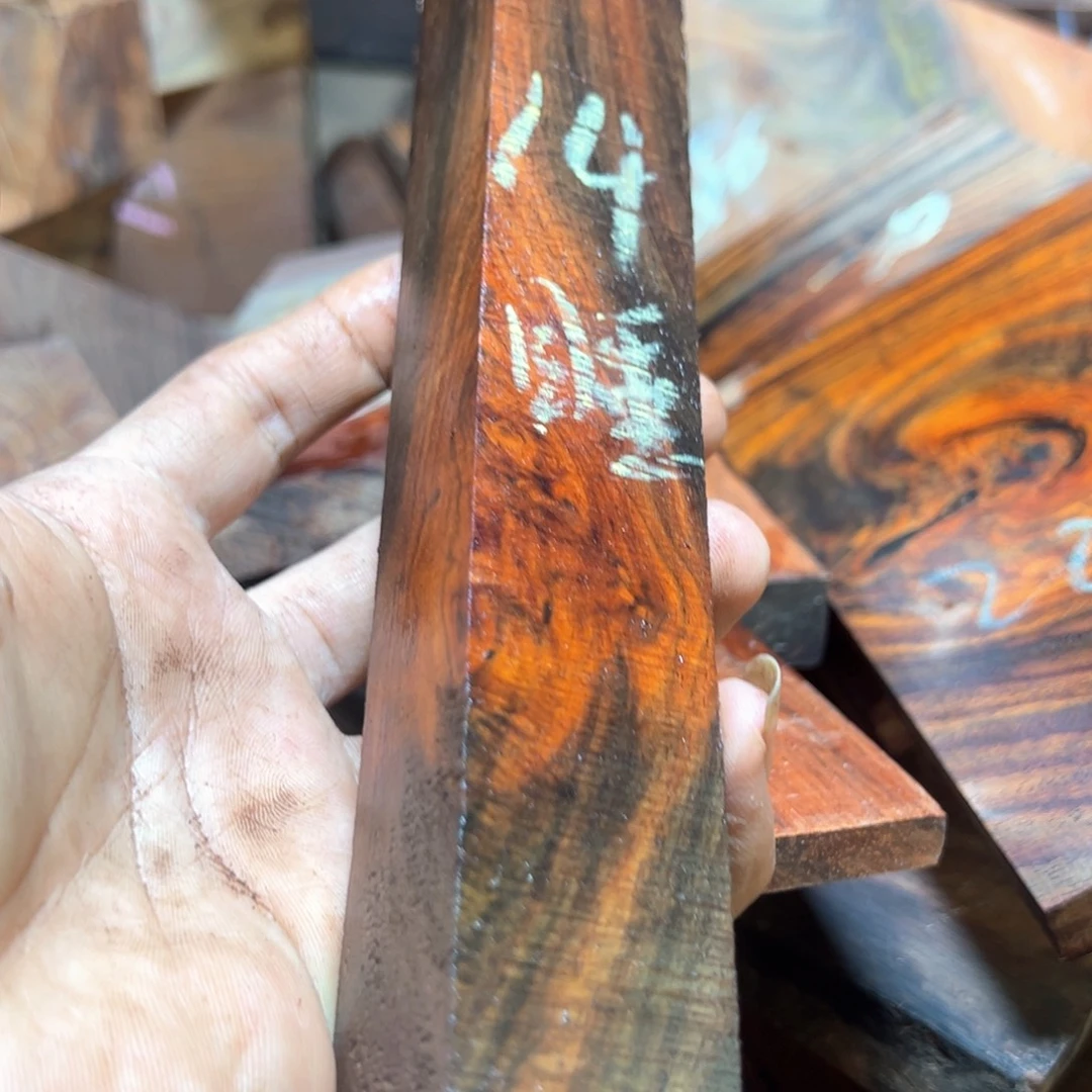 睡***醒交趾黄檀（大红酸枝）