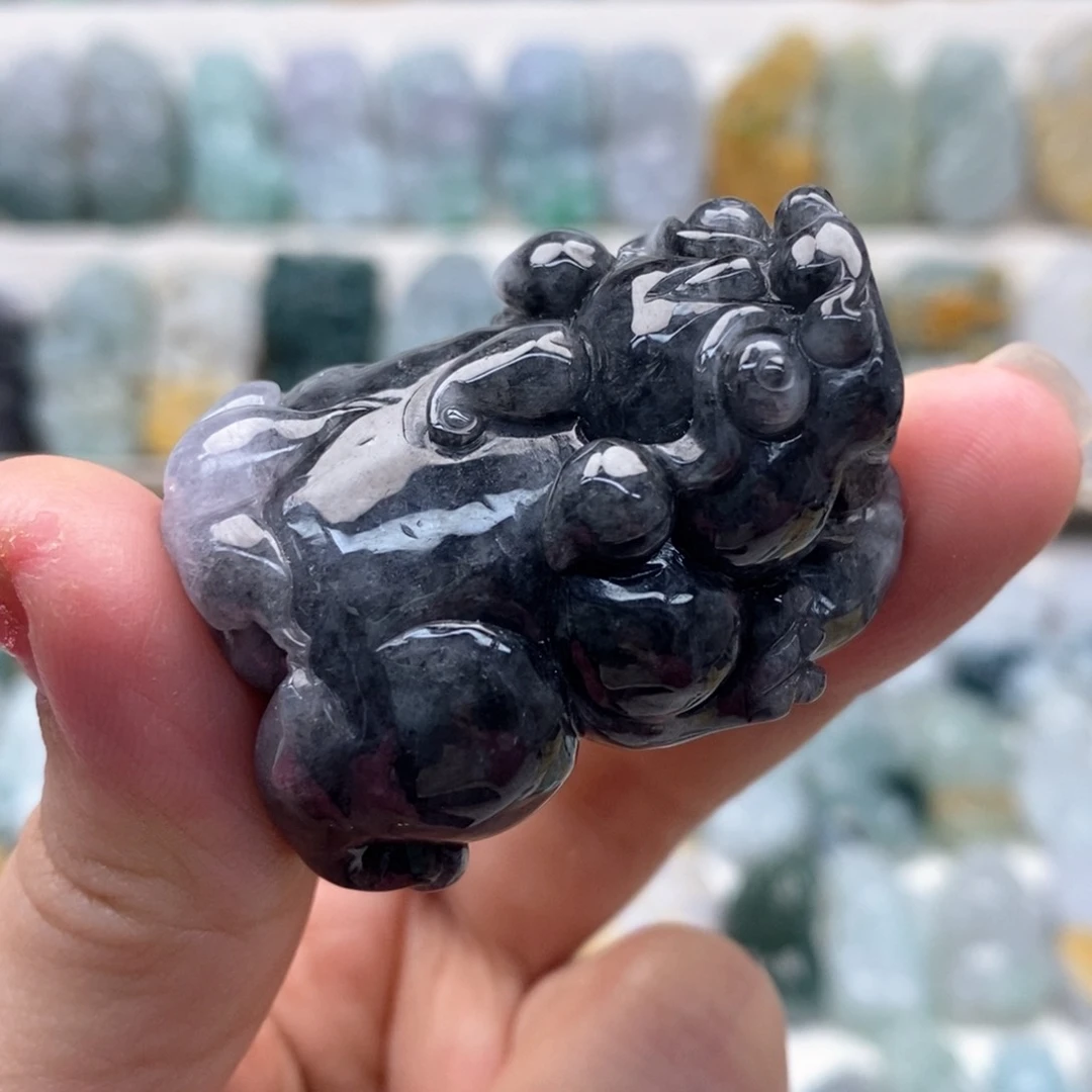 翡翠吊坠(赠链)未镶嵌