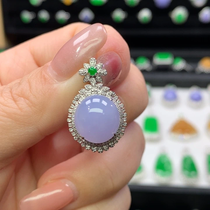 翡翠吊坠(不含链)18K金镶嵌