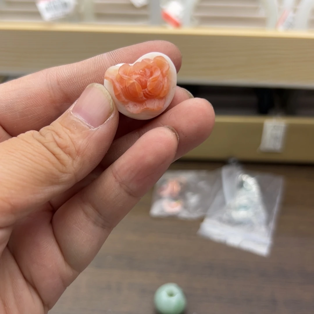 颈饰未镶嵌南红玛瑙816