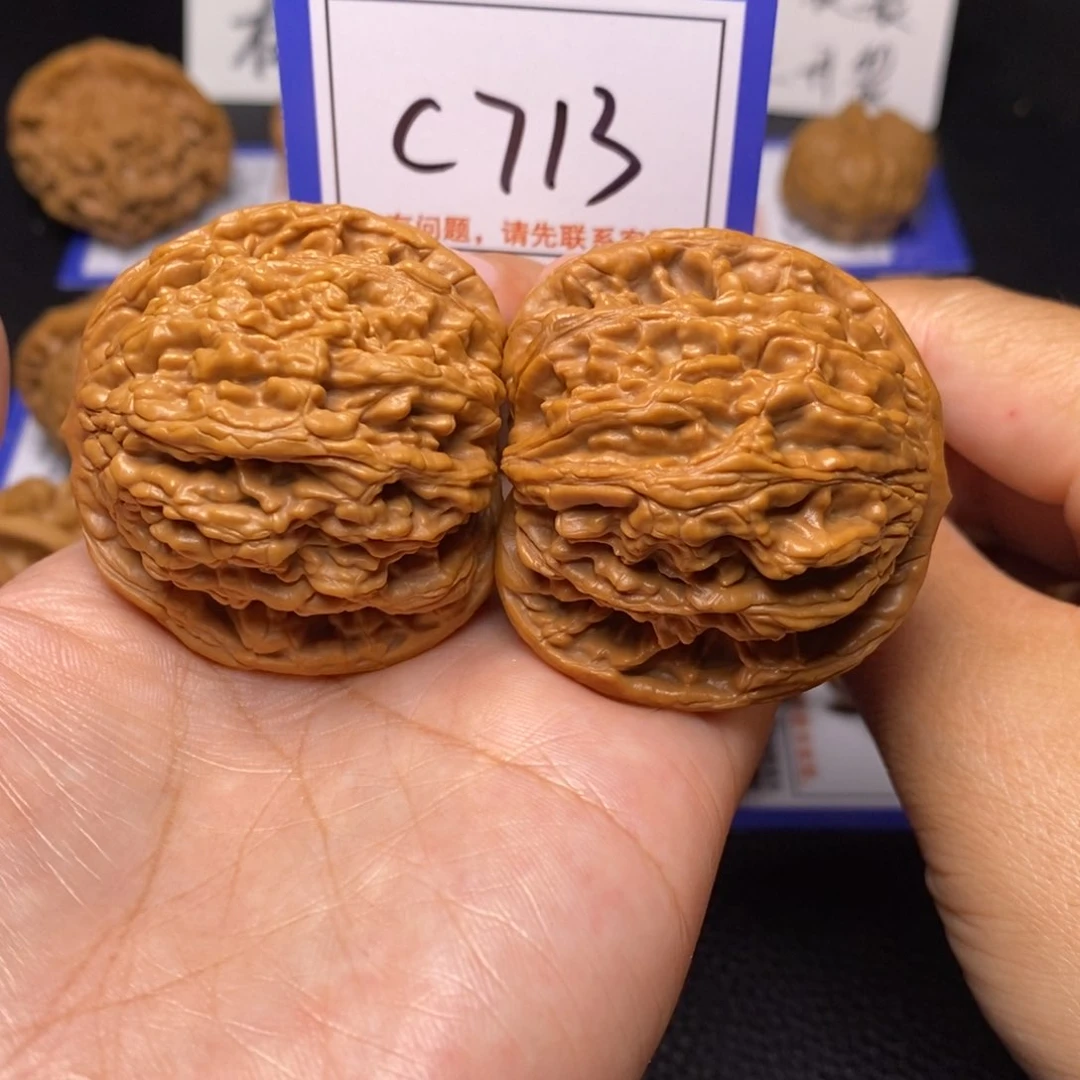 桃核吊坠45虎头c713