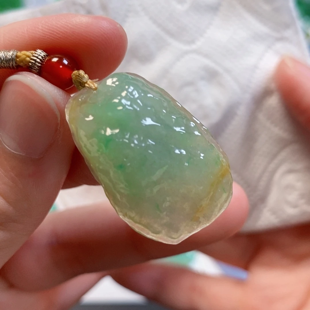 【闪购商品】翡翠吊坠(不含链)未镶嵌3198