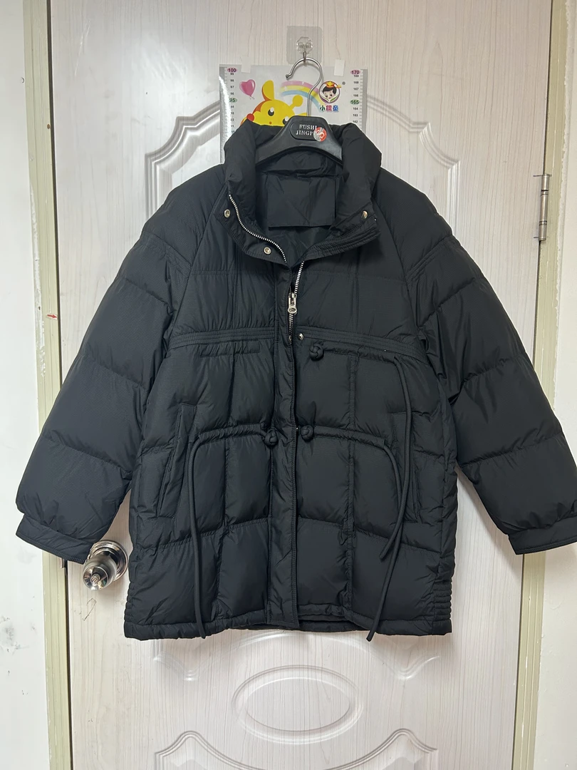 【子惠服饰】2024新款国风扣子中长气质羽绒