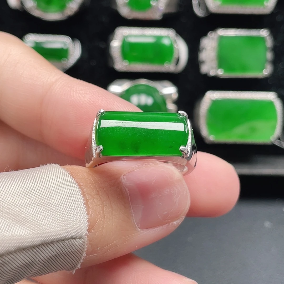 翡翠银S925镶嵌戒指天然A货翡翠没运费险4049