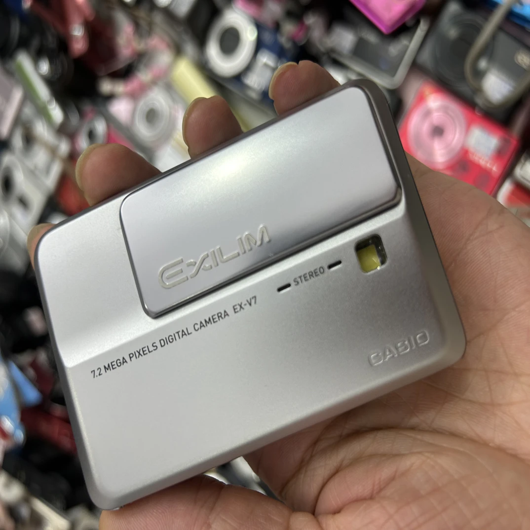 95新 Casio/卡西欧 v7ccd相机功能好成色新新