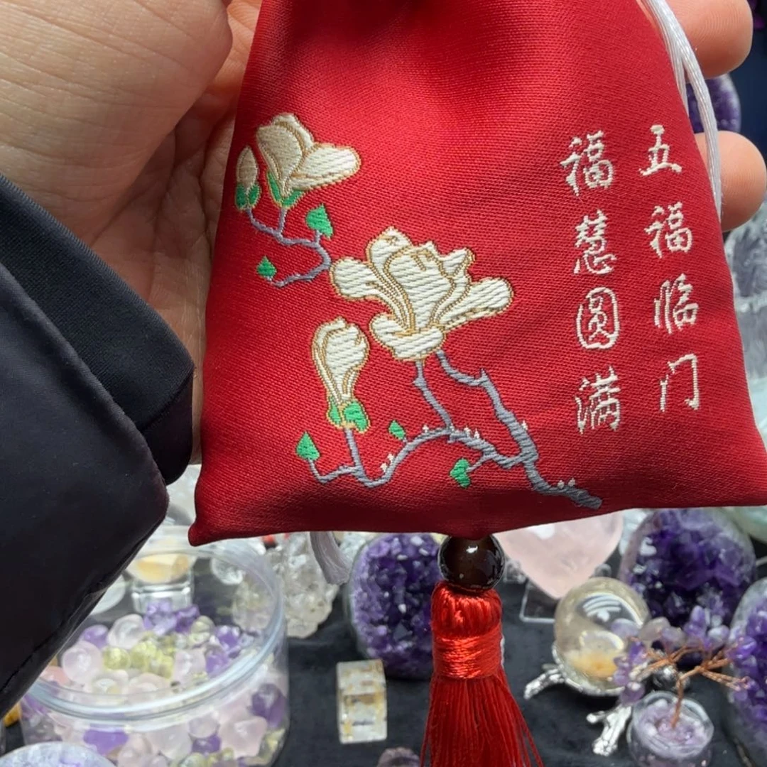 雪***琳摆件未镶嵌紫晶一切顺利