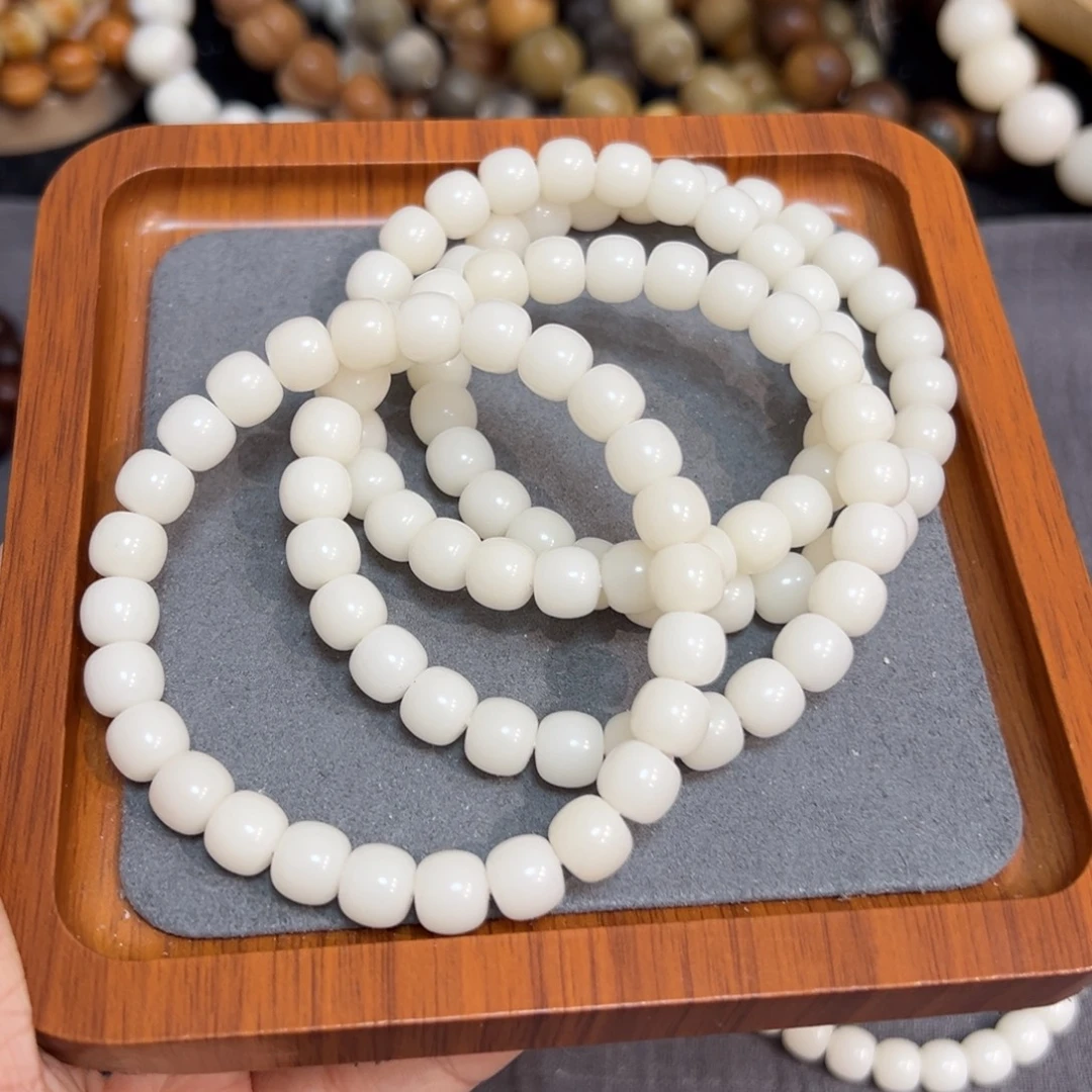 吊坠菩提根/象牙果小白桶卡09