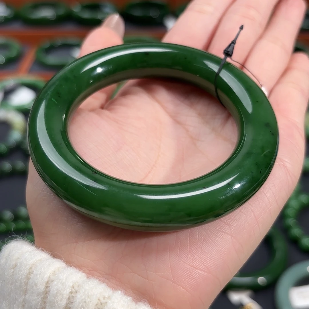 和田玉未镶嵌手镯54圈