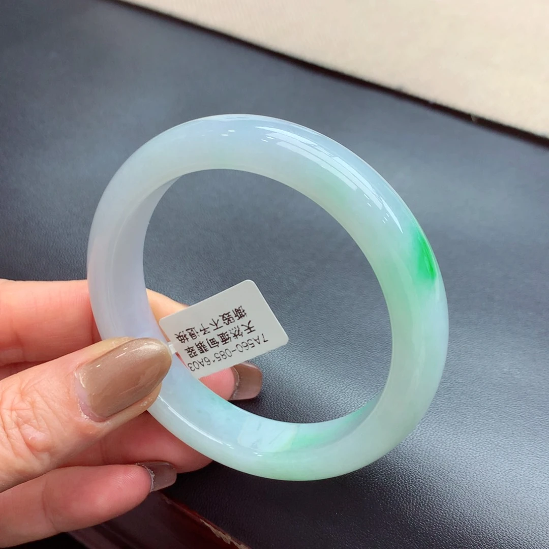 翡翠手镯未镶嵌缅甸翡翠手镯
