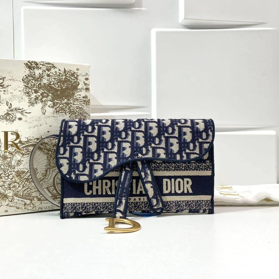 胖虎安安/迪奥/95新/公价0/箱包/单肩包/312506080093