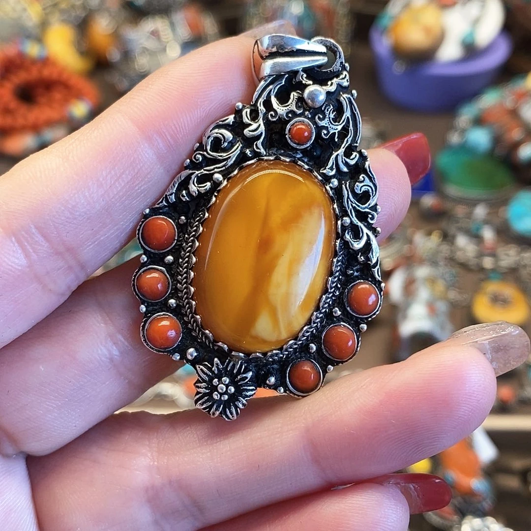 琥珀颈饰银S925镶嵌