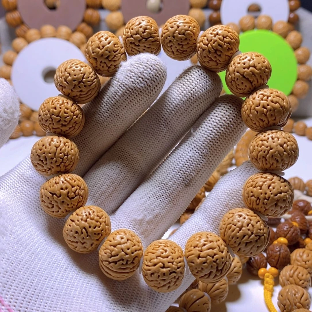 文***记桃核手串老树龄南瓜宽旗头货