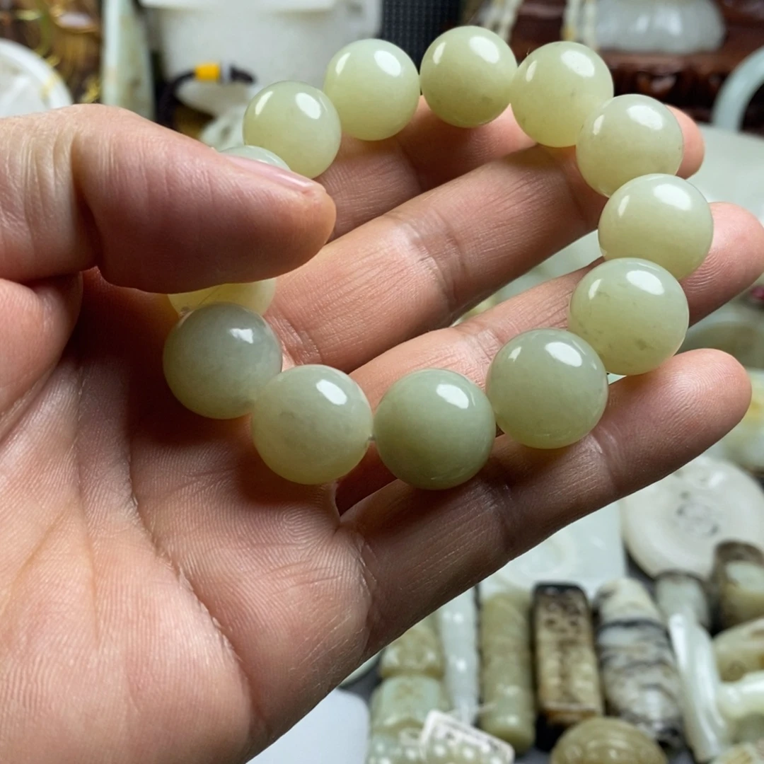 和田玉（糖玉）未镶嵌颈饰