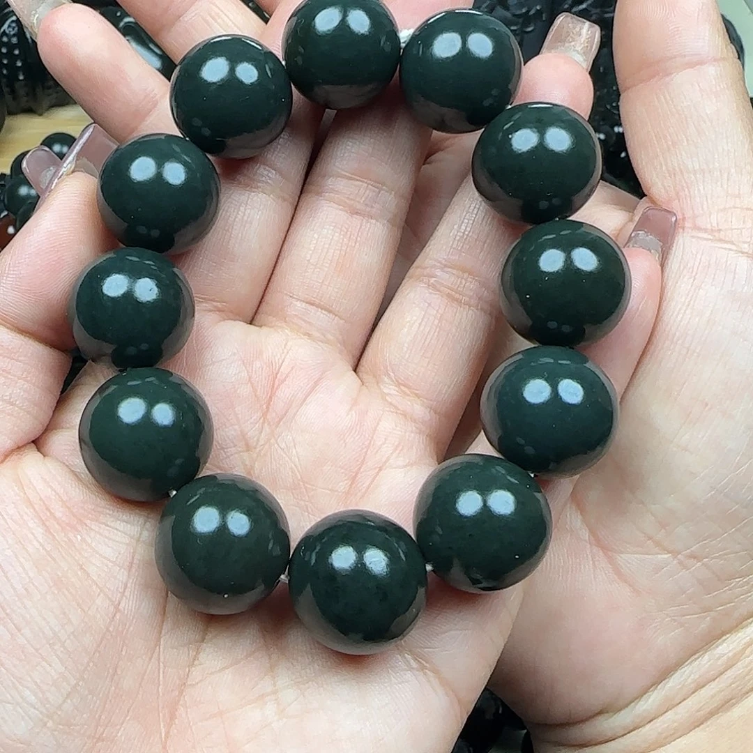 溜***呀和田玉未镶嵌手串