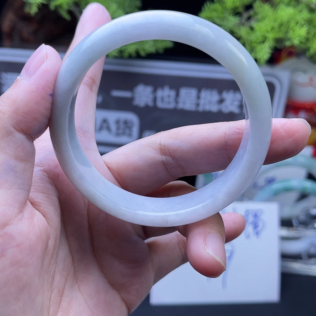 翡翠未镶嵌手镯翡翠