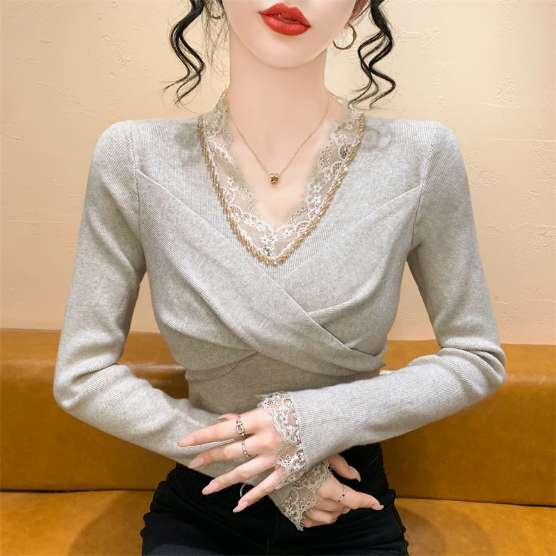 实拍钉钻蕾丝花边V领长袖针织衫秋冬新款褶皱别致打底衫毛衣上衣
