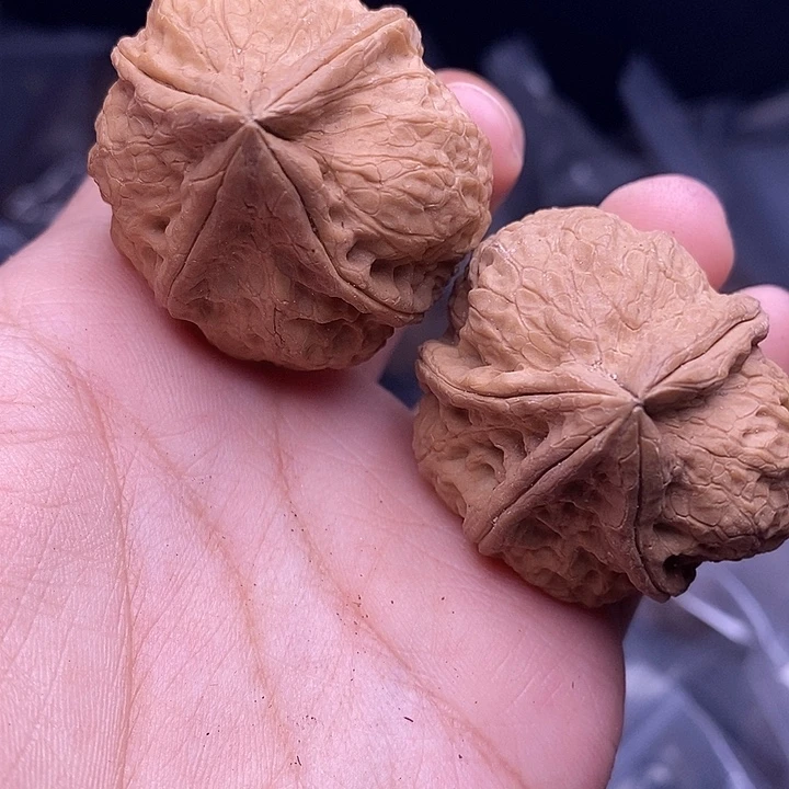 文玩核桃把件   54