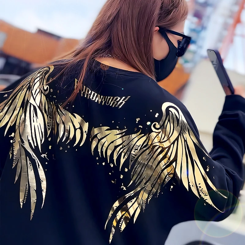 BY潮牌秋冬烫金翅膀圆领加绒卫衣/男女同款卫衣男款爆款2025新款