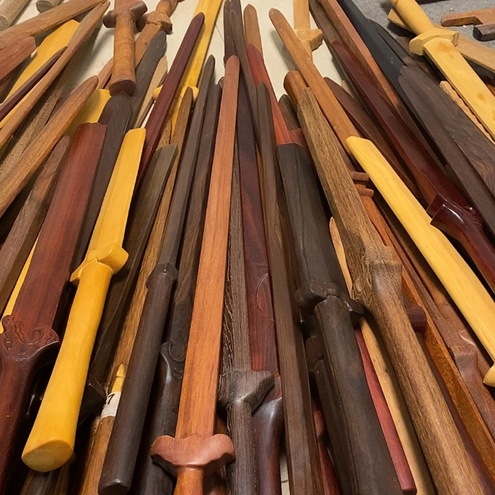 了***蛋龙头双手剑紫檀95cm