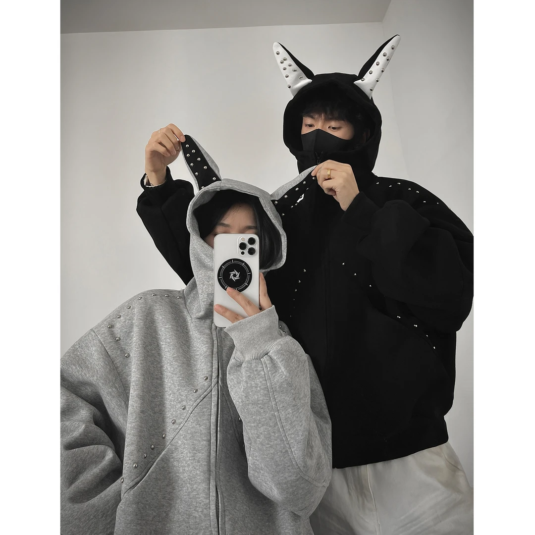 杜宾犬小众铆钉连帽卫衣男女秋季美式重磅硬挺情侣帽衫设计感外套