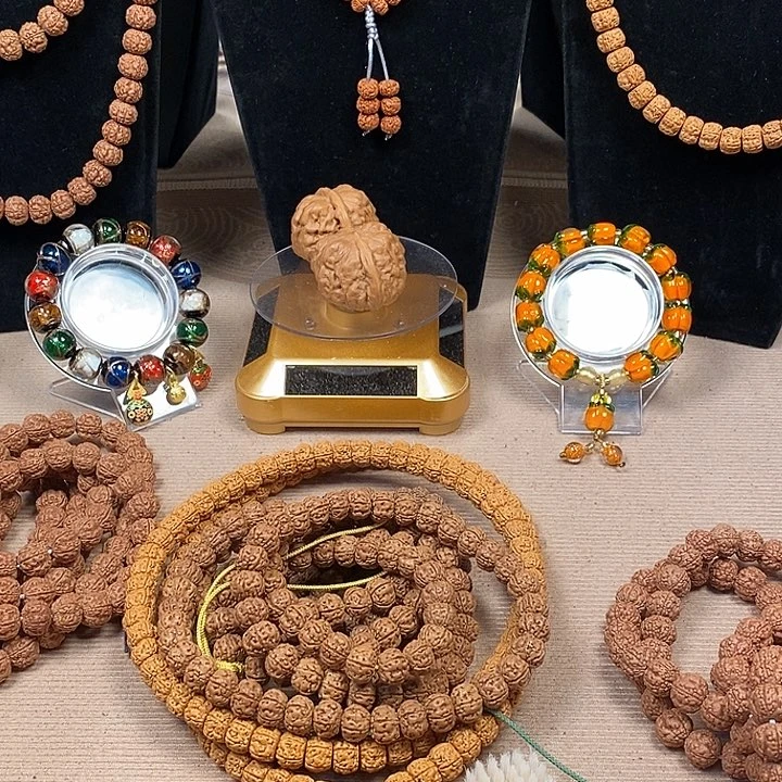 金刚菩提吊坠独***哥108纯血原皮老树王