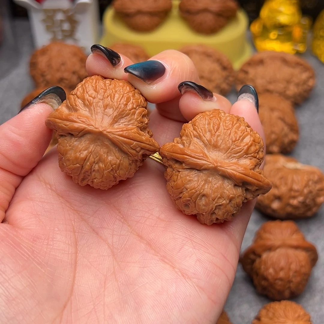 把件文玩核桃毕业精品精配血麒麟38全品