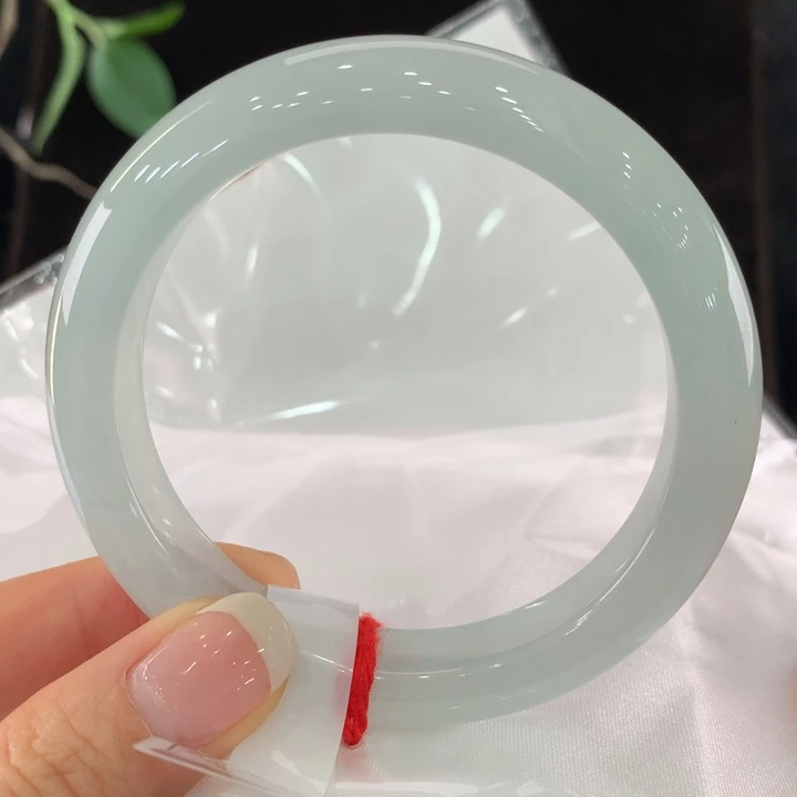 翡翠手镯未镶嵌111-0102