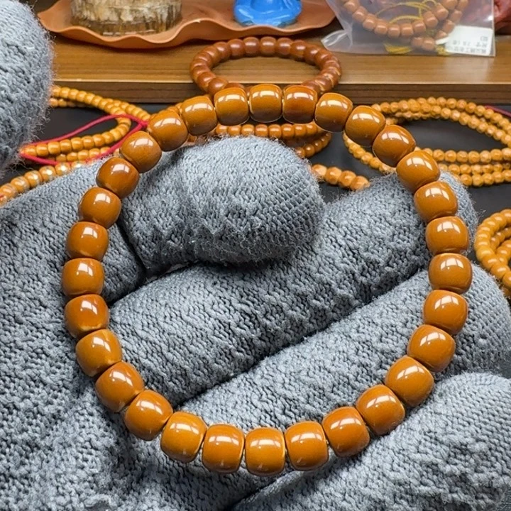 手串/手链橄榄核7,6老挝正三花核尖单圈