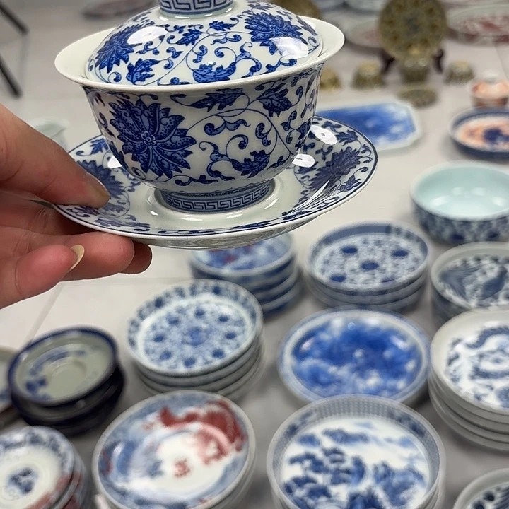 瓷片青花缠枝莲三才元宝盖碗景德镇
