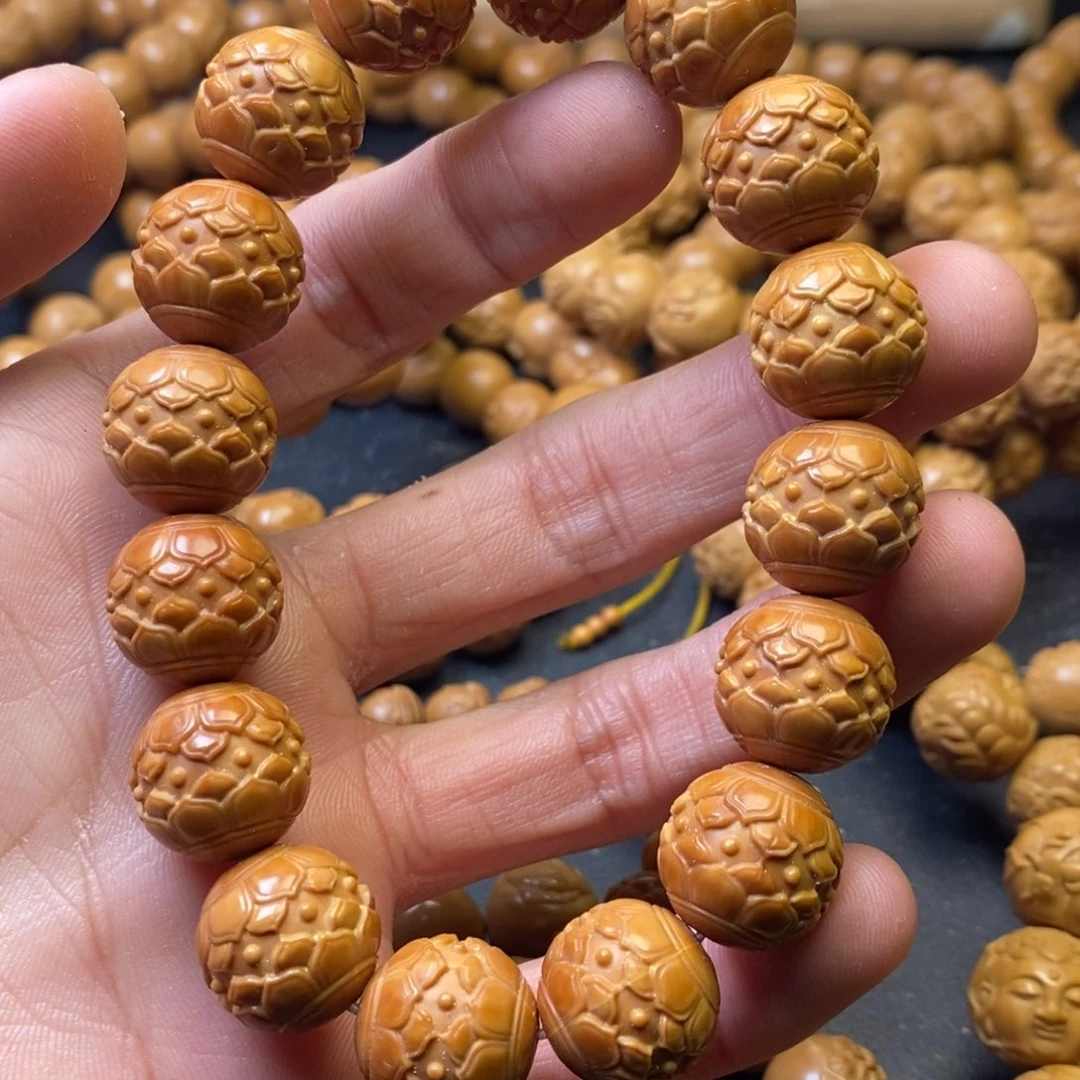 猴头核桃吊坠直播间