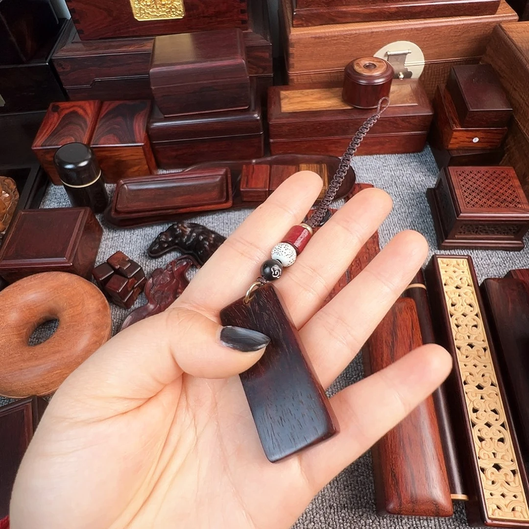 檀香紫檀（小叶紫檀）牌子