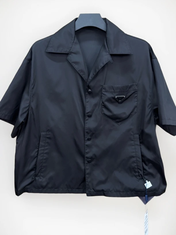 未使用 Prada/普拉达 再生尼龙短袖衬衫/L/专柜价11700/R783