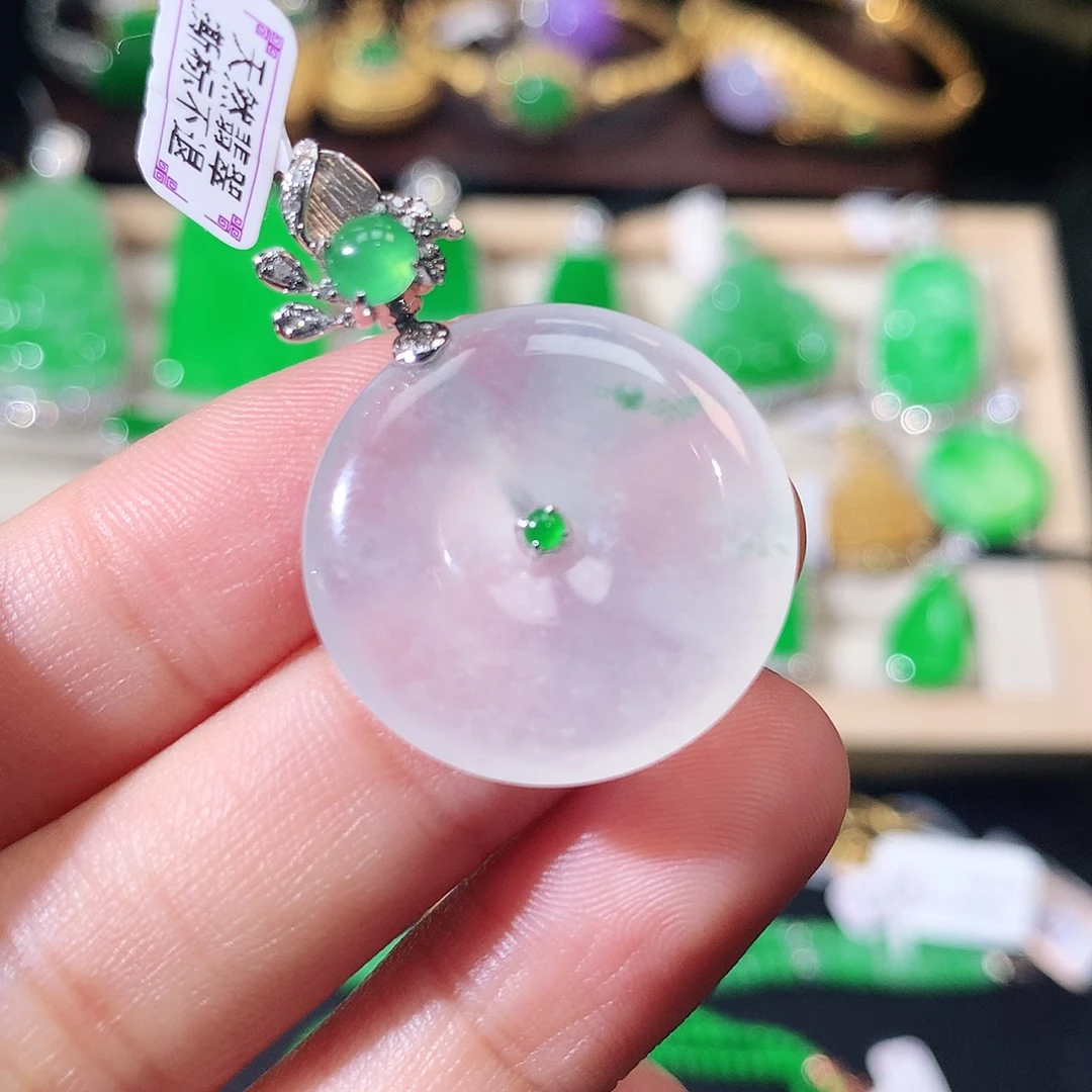 吊坠(不含链)18K金镶嵌翡翠