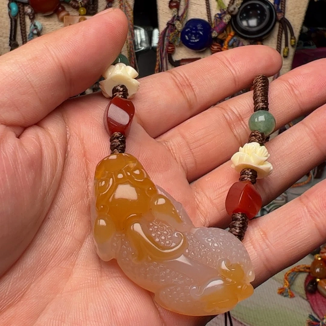 玛瑙/玉髓颈饰未镶嵌