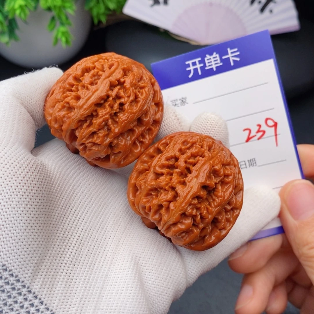文玩核桃把件43粗筋239