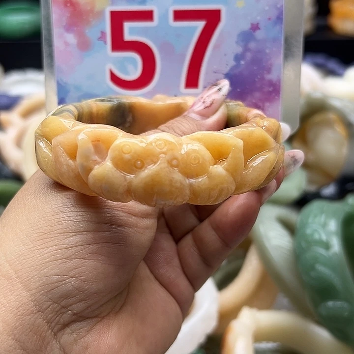 未镶嵌手镯石英岩玉