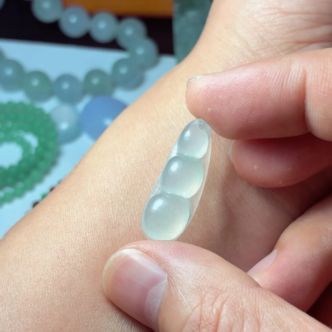 定制翡翠未镶嵌包工