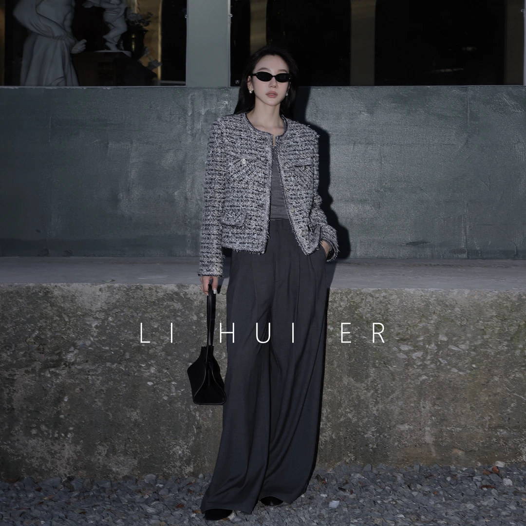 LiHuiEr李慧儿【佩索阿回音】2025设计小众花灰色上衣外套LL025706