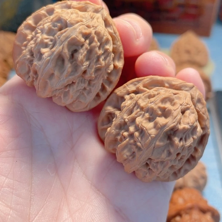 b****t36尺寸全品三角白狮子头