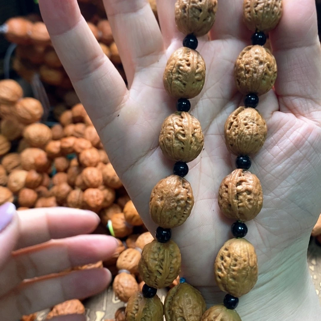 文玩核桃手串文玩核桃手持