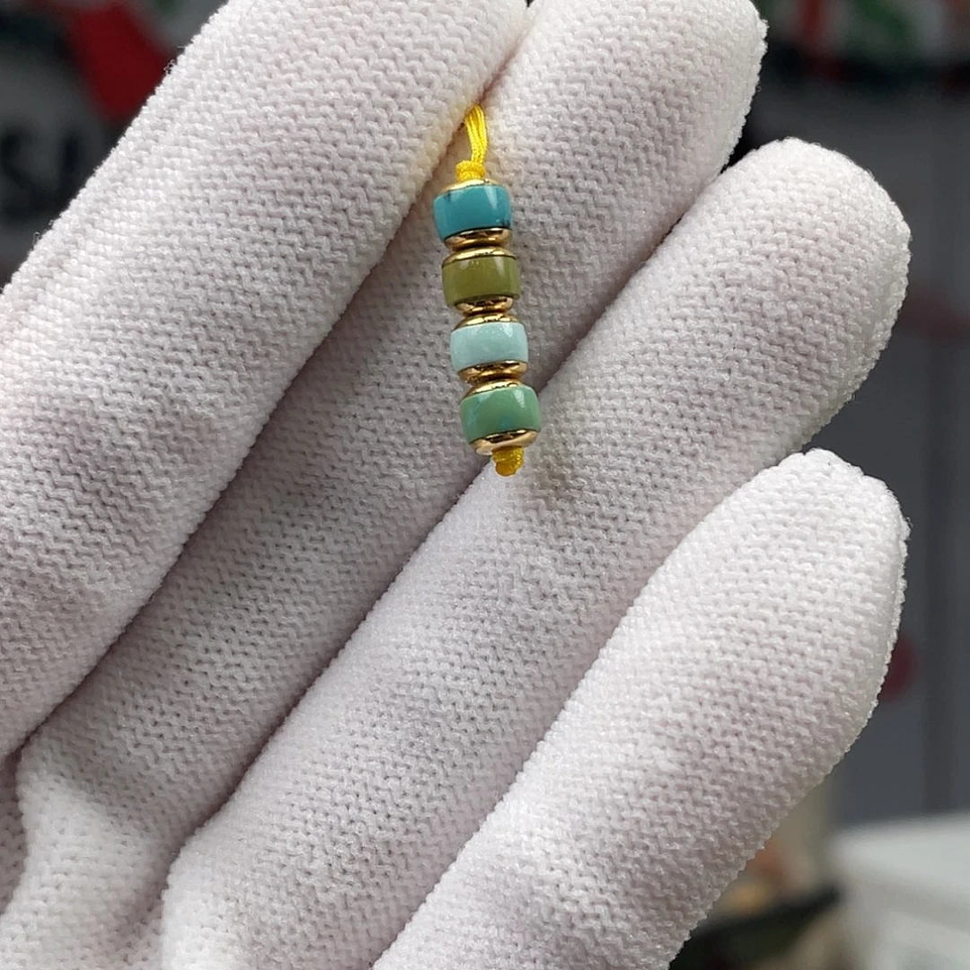 绿松石未镶嵌挂件