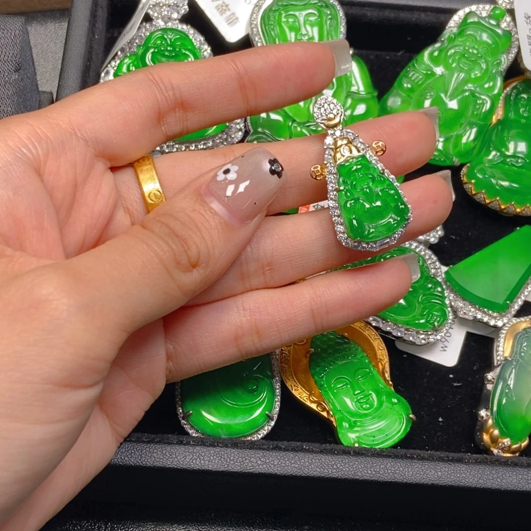 翡翠未镶嵌吊坠(不含链)