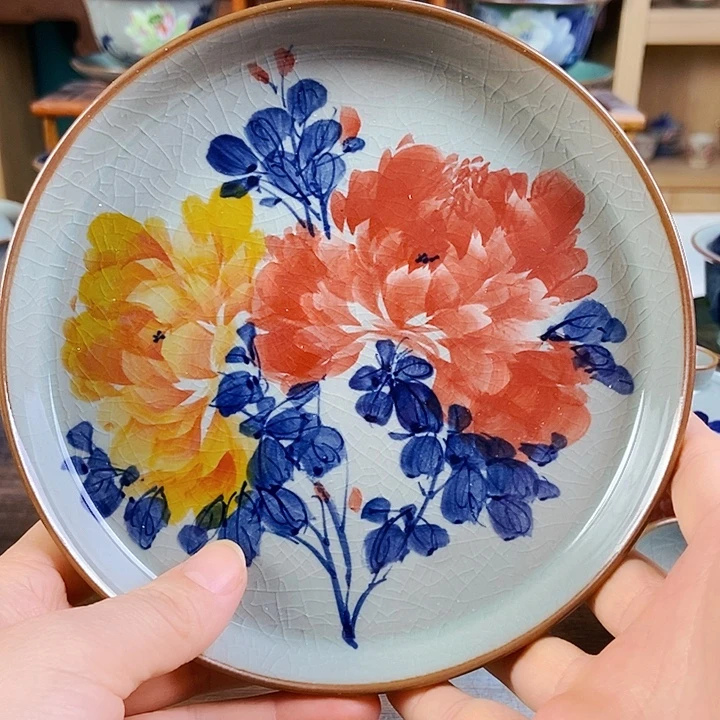 瓷片手工制作工艺精湛等