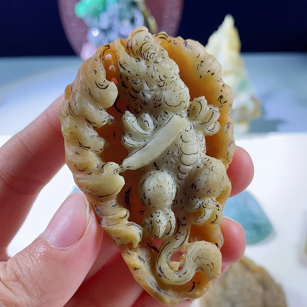 定制翡翠未镶嵌天然a货翡翠飞龙