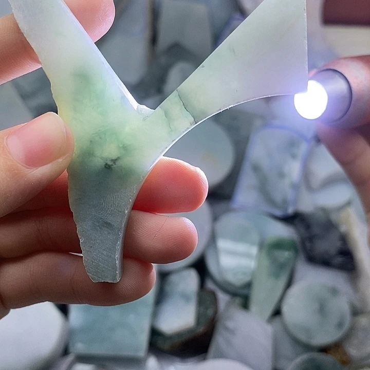 翡翠裸石纯天然翡翠