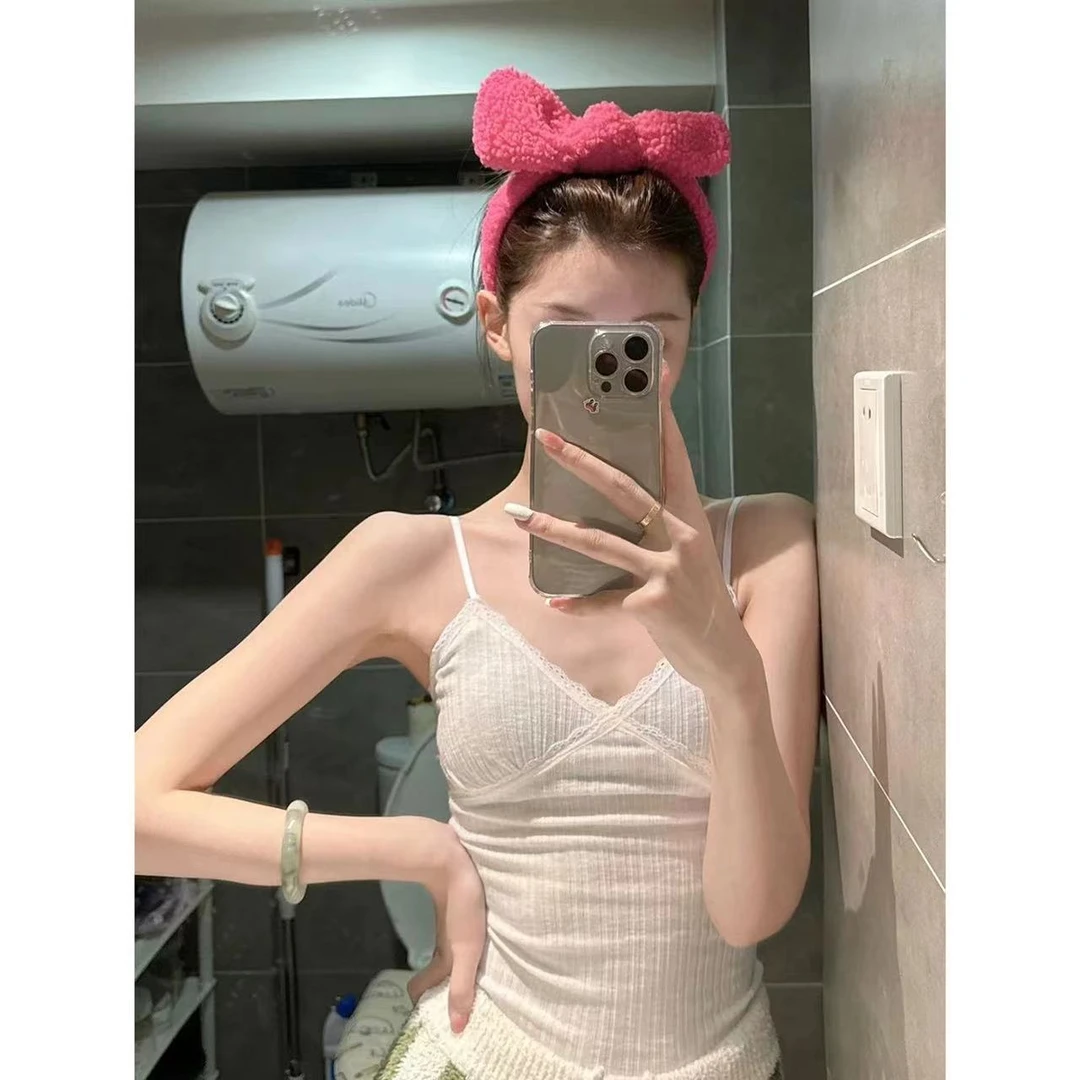 徐秋阳 蕾丝边吊带 显瘦百搭时尚蕾丝边胸垫背心吊带