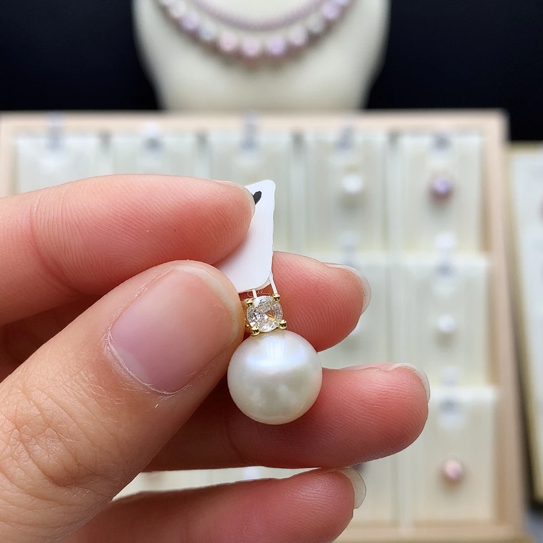 合金颈饰淡水珍珠